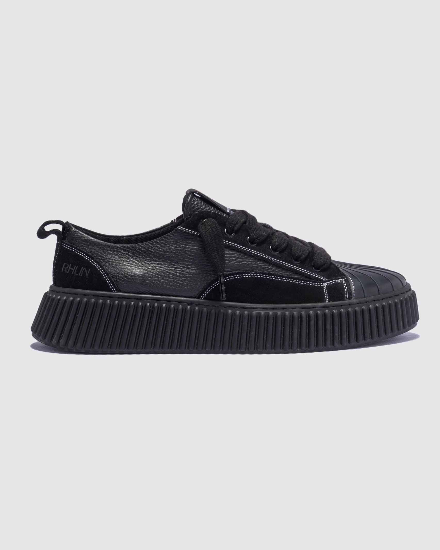 Sneakers 2027 Treble Triple Black Grain Leather