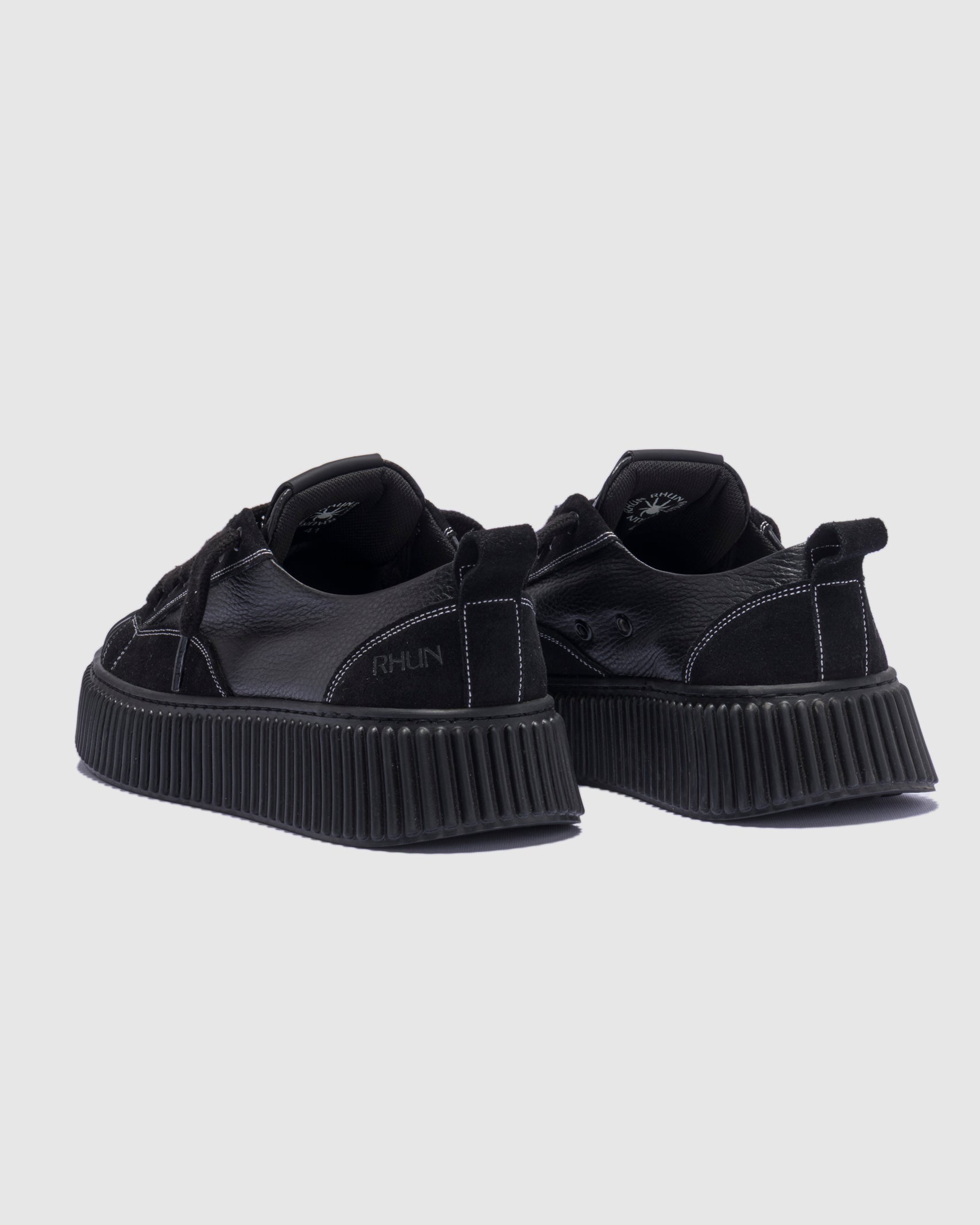 Sneakers 2027 Treble Triple Black Grain Leather