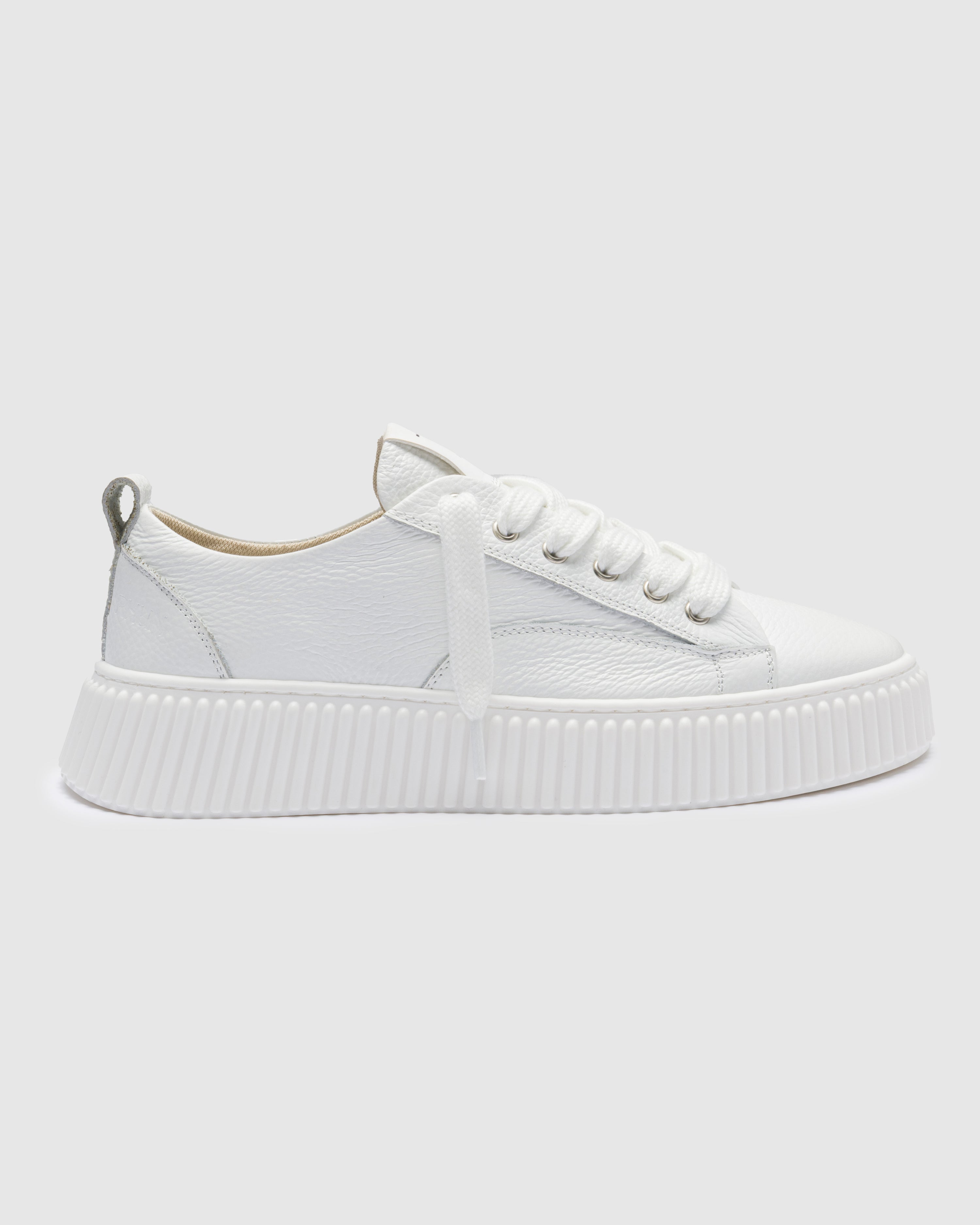 Sneakers 2019 Triple White Grain Leather