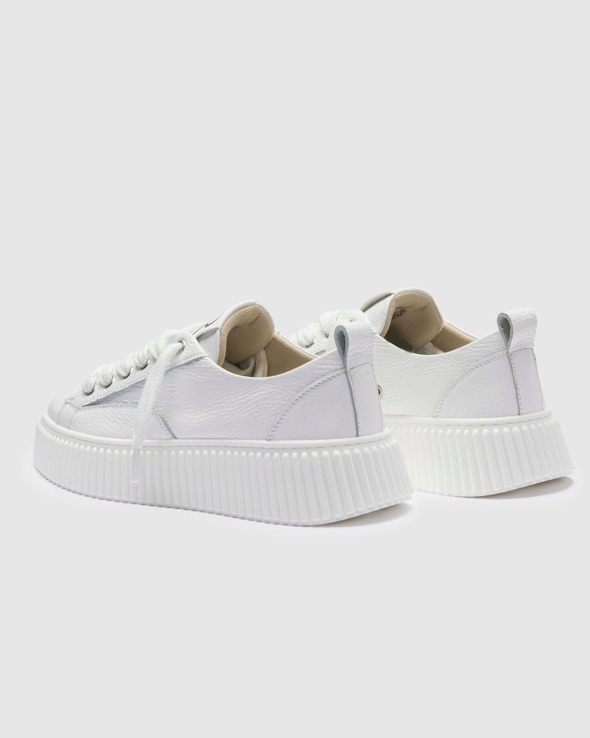 Sneakers 2019 Triple White Grain Leather
